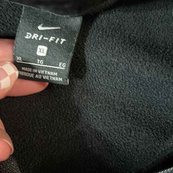 Nike men’s black half zip pullover size XL - Picture 4 of 5